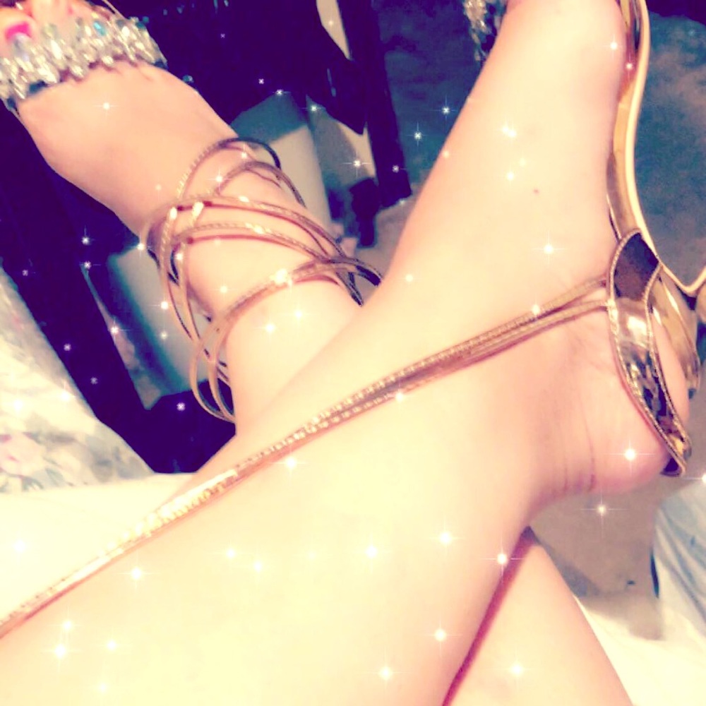 New High heels Gold diamond open toe tie up Fancy